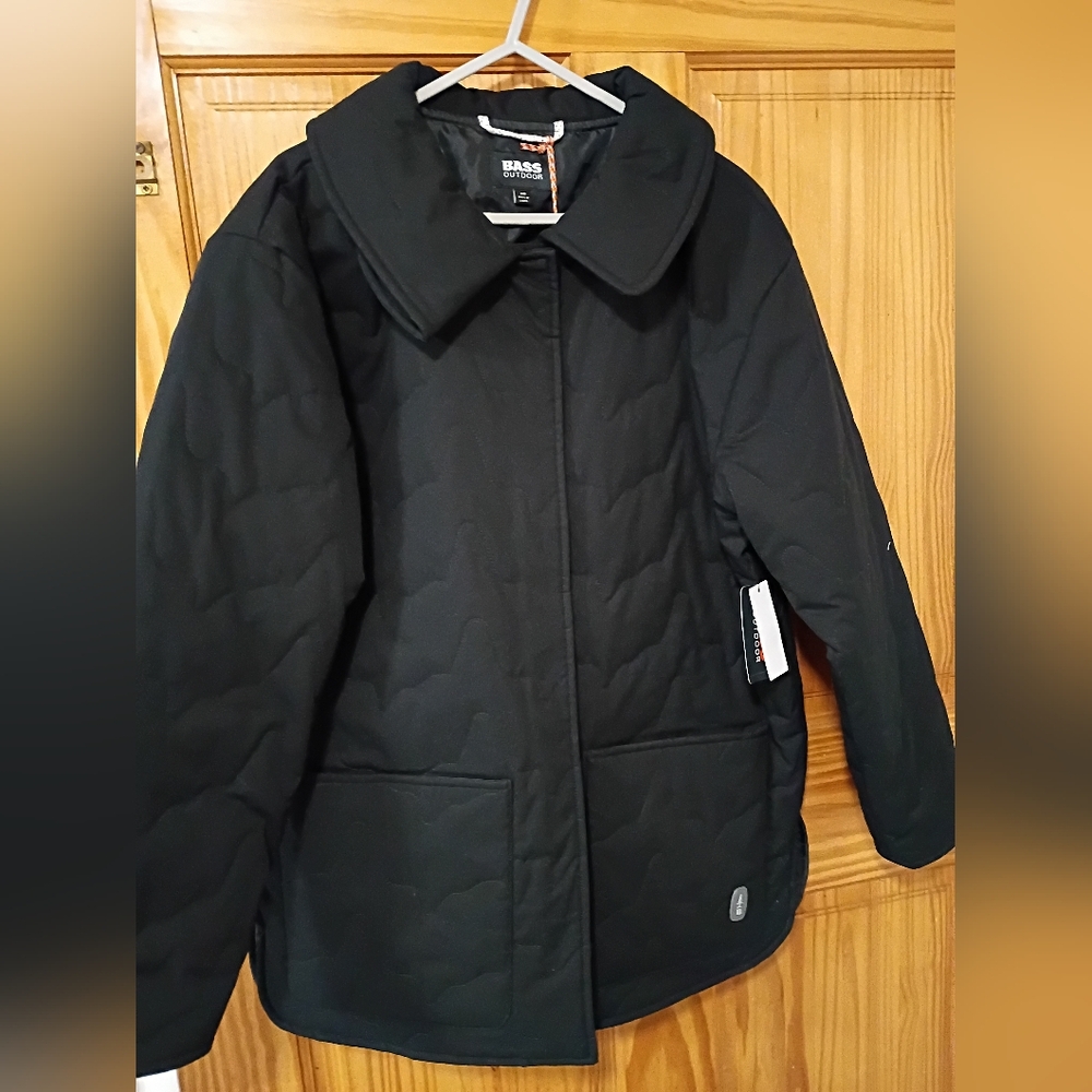 Bass Outdoor NWT 22PTP Black Quilted Jacket